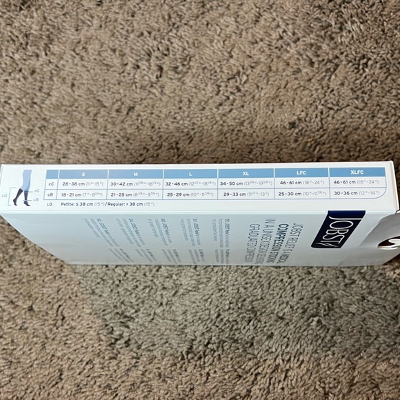 NIB Jobst Relief Medical Compression Stockings beige size medium A39 - Picture 7 of 9